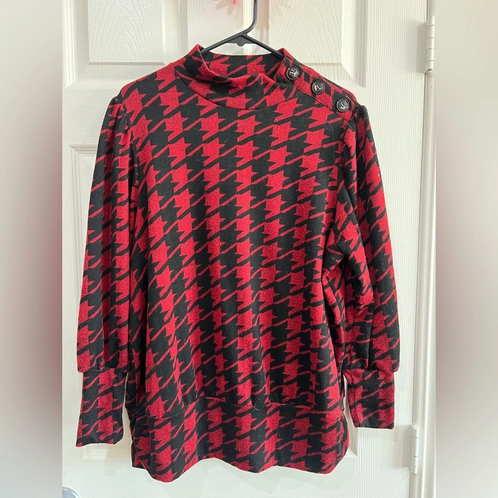 Sweater - Picture 1 of 1